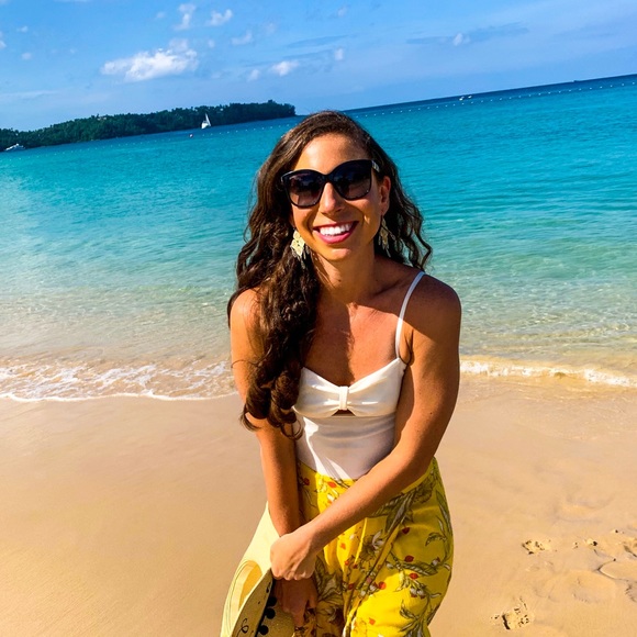 Meet your Posher, Kate - Picture 1 of 5